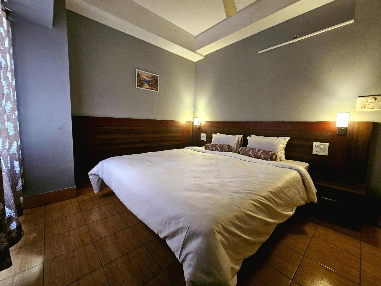 Hotel Vishal Siliguri Exterior foto
