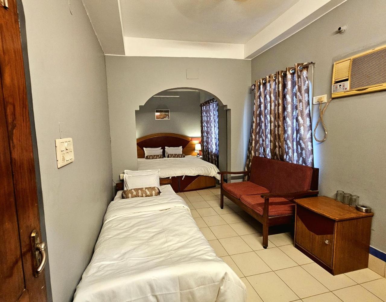 Hotel Vishal Siliguri Exterior foto