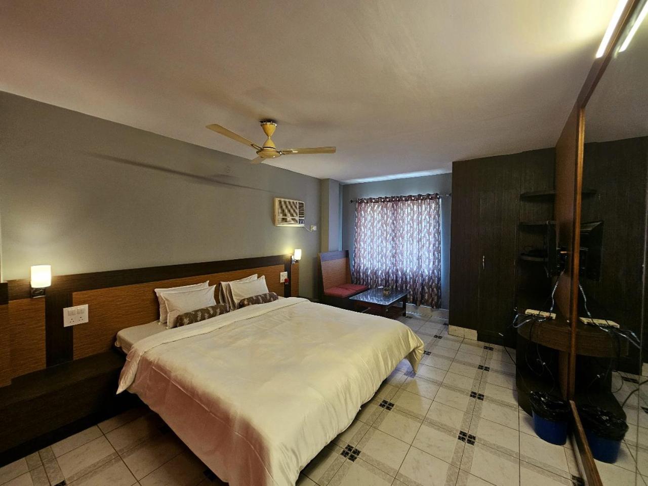 Hotel Vishal Siliguri Exterior foto