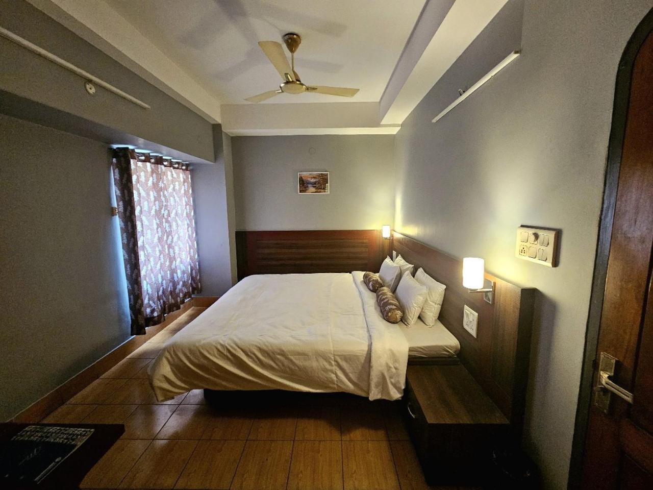 Hotel Vishal Siliguri Exterior foto